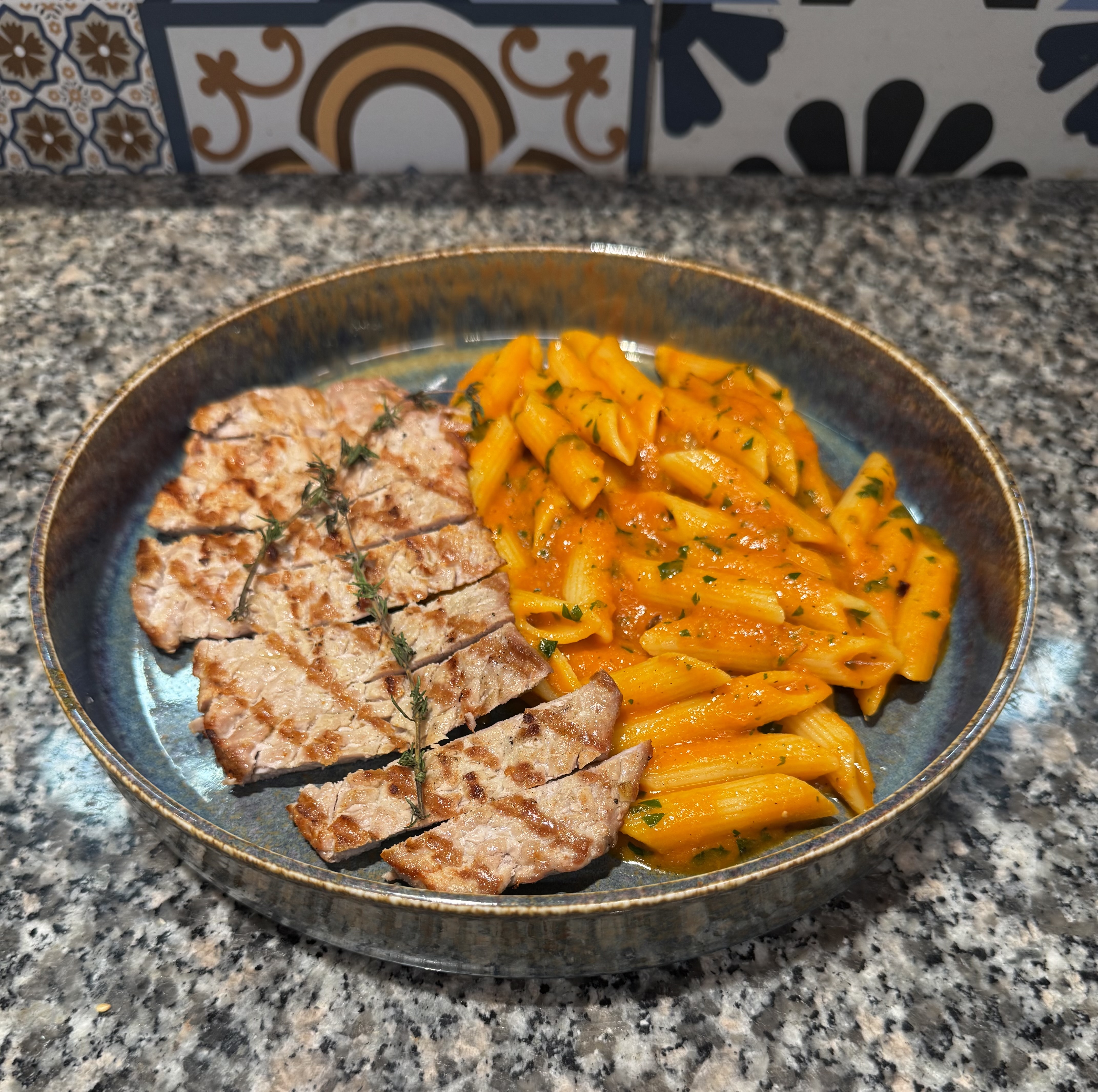 Pene Arrabbiata & Biftek Viçi